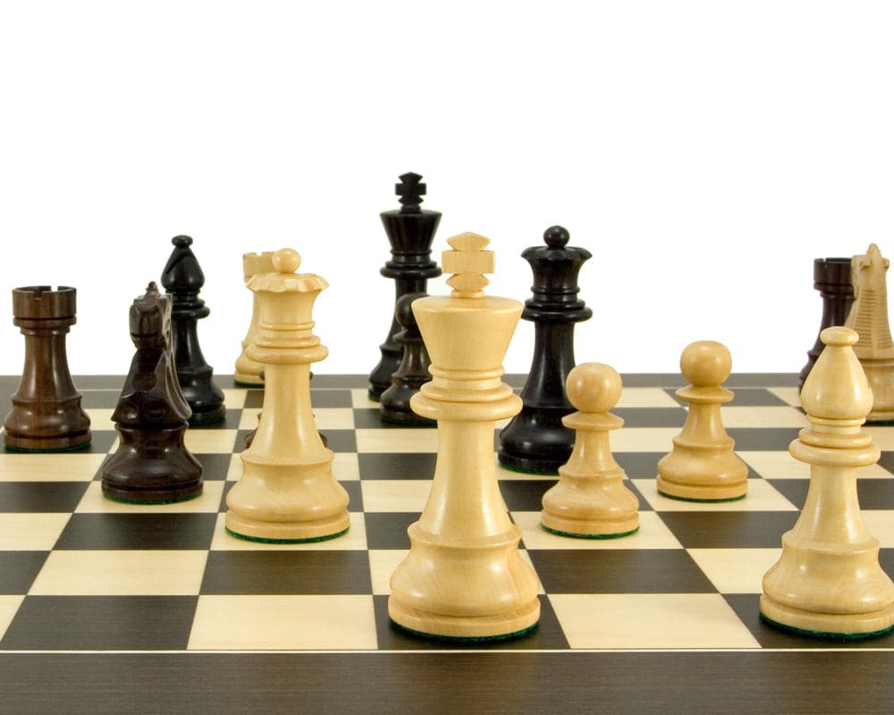 Rosewood French Knight chess pieces on wenge board showcasing Staunton design and perfect balance.